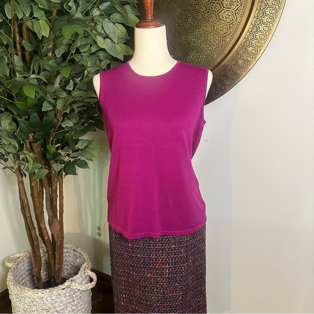 Fuchsia knit shell - Medium - See Measurements